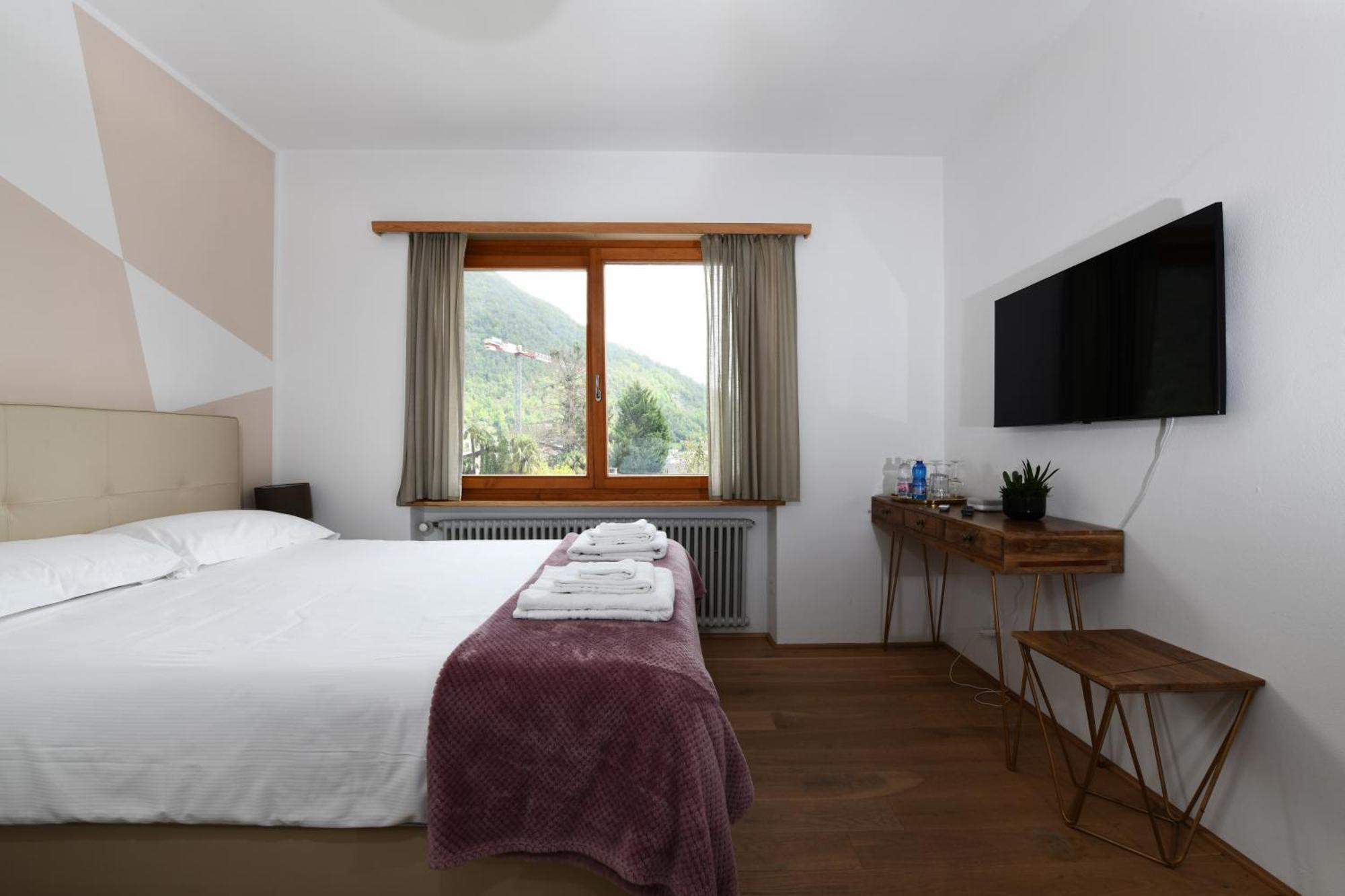 7Rooms - Self Check-In 24H Free Parking 卢松 外观 照片