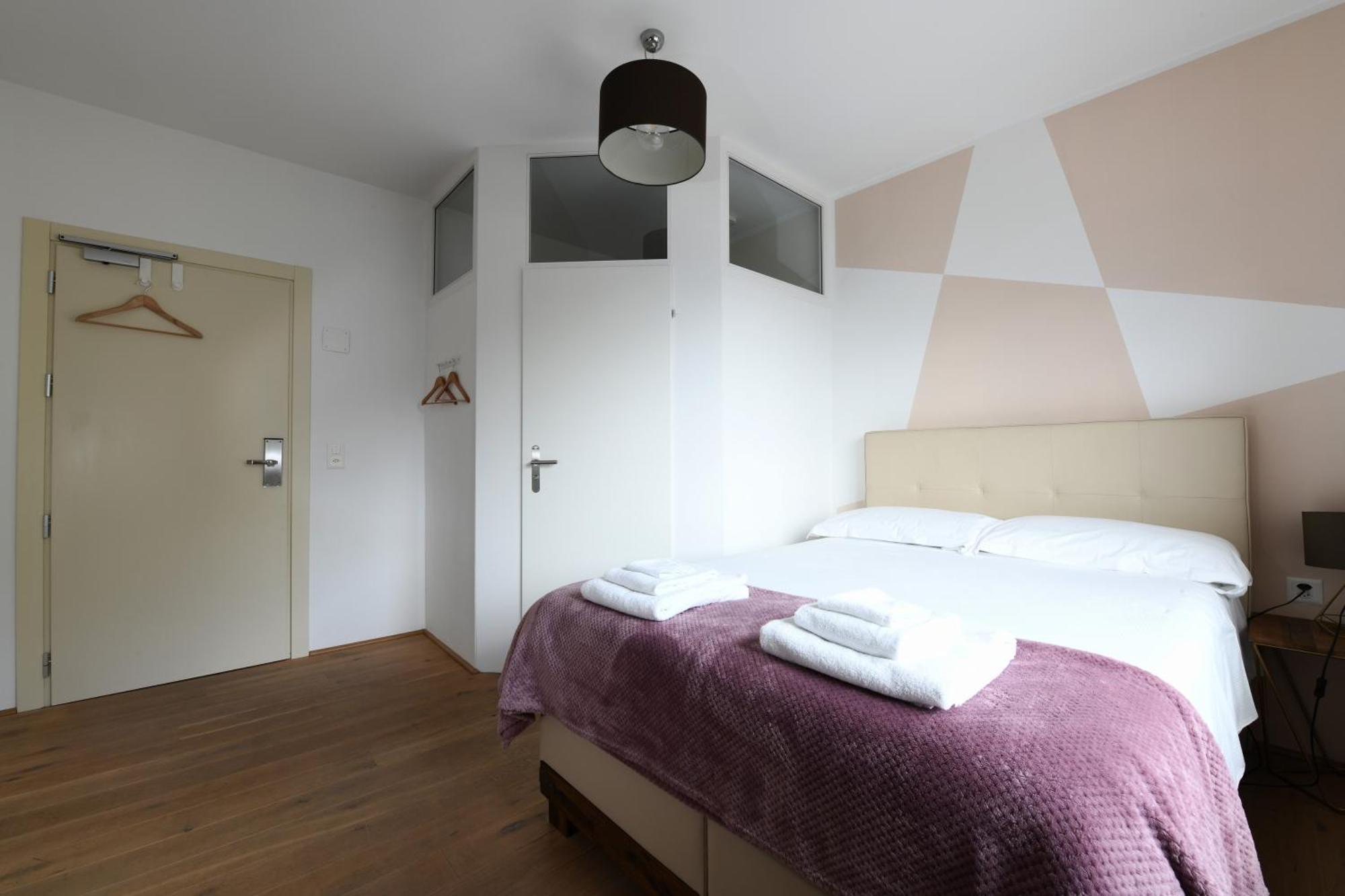 7Rooms - Self Check-In 24H Free Parking 卢松 外观 照片